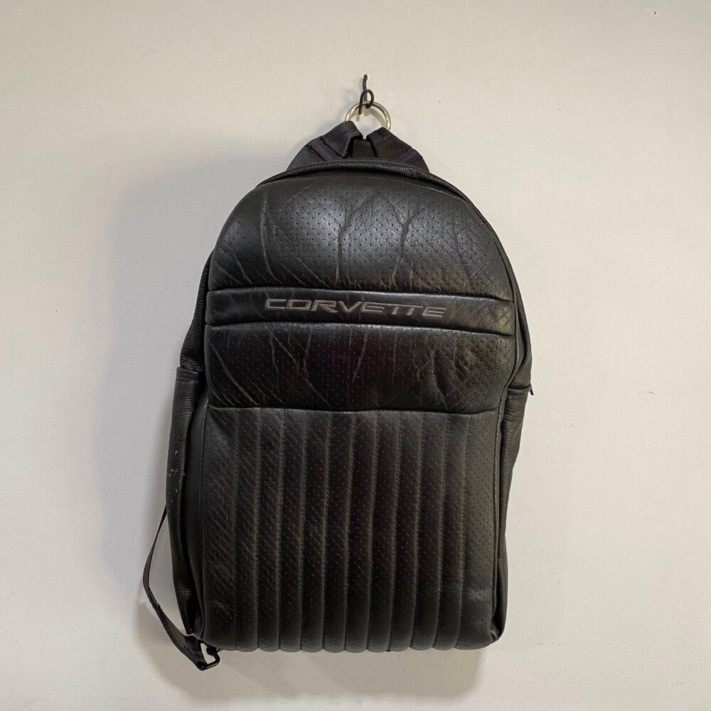 Corvette 2001 Seat - Black Backpack